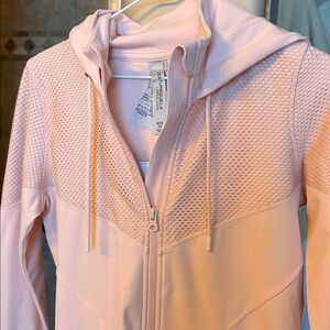 Lorna Jane  Cool Down Excel Jacket in Dreamy Pink